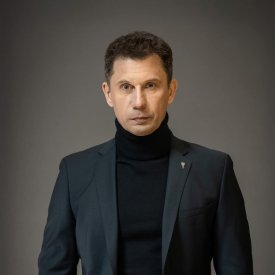 Prowadzący wykład - mjr rez. Krzysztof Puwalski (weteran GROM)