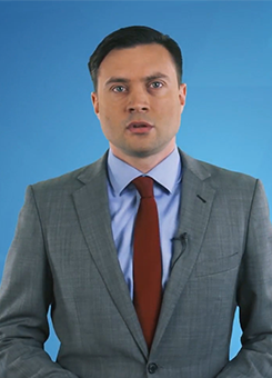 Prowadzący wykład - mec. Oskar Luty