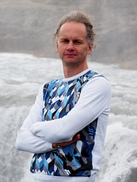 Prowadzący wykład - prof. dr hab. n. med. i n. o zdr. Marek Krzystanek