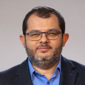 Prowadzący wykład - prof. dr hab.Tomasz Grzyb