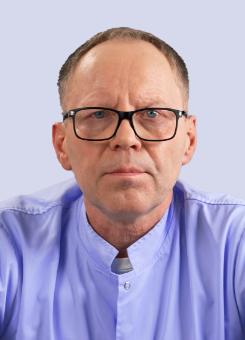 Prowadzący wykład - dr n. med. Bogumił Wolnik